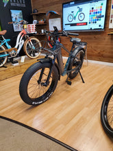 Load image into Gallery viewer, Velotric Nomad 1
